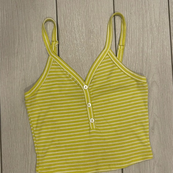 Neon Green Crop Top - Picture 2 of 2